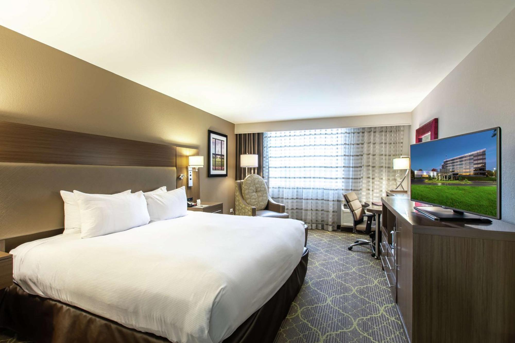Doubletree By Hilton Winston Salem - University, Nc מראה חיצוני תמונה