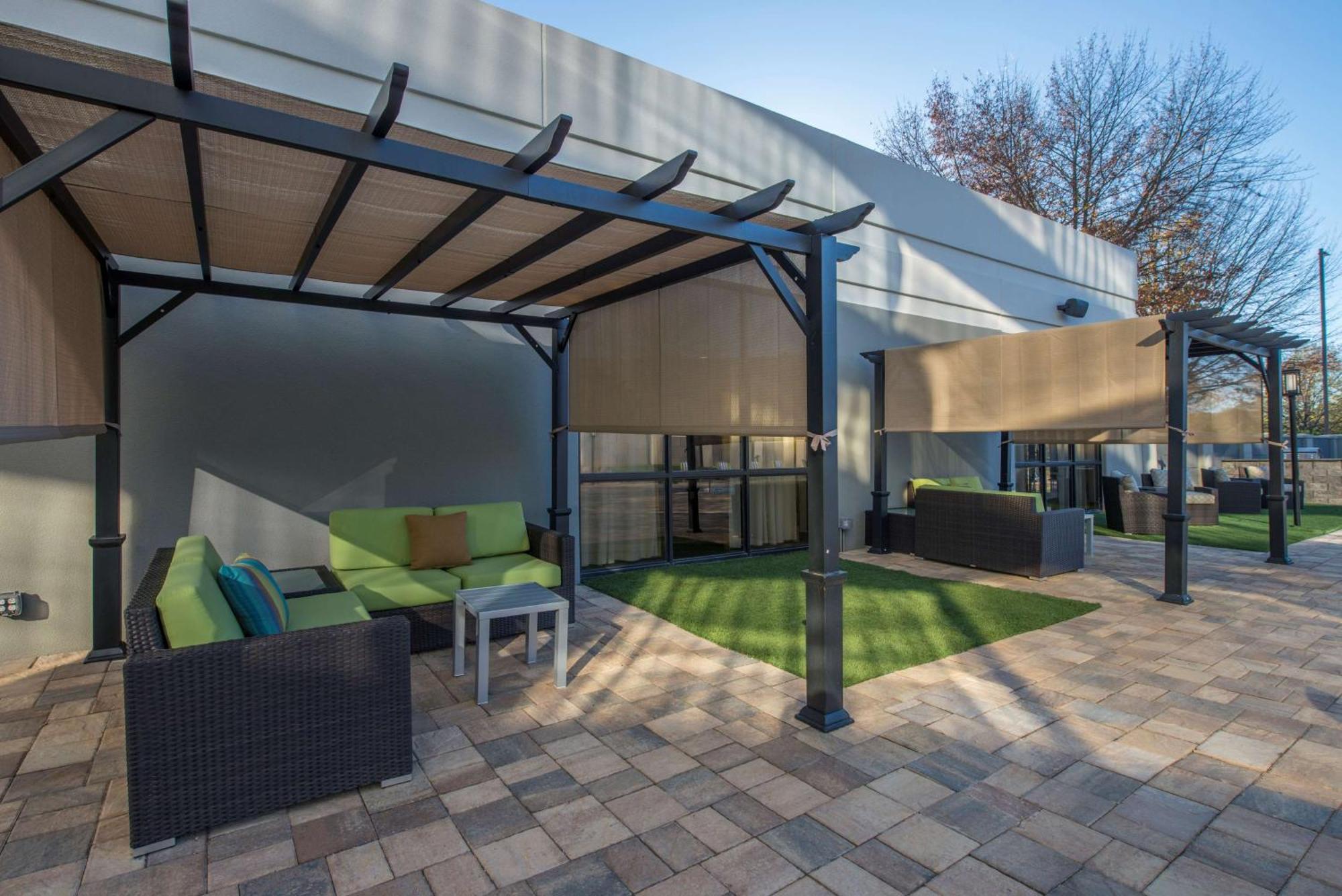 Doubletree By Hilton Winston Salem - University, Nc מראה חיצוני תמונה