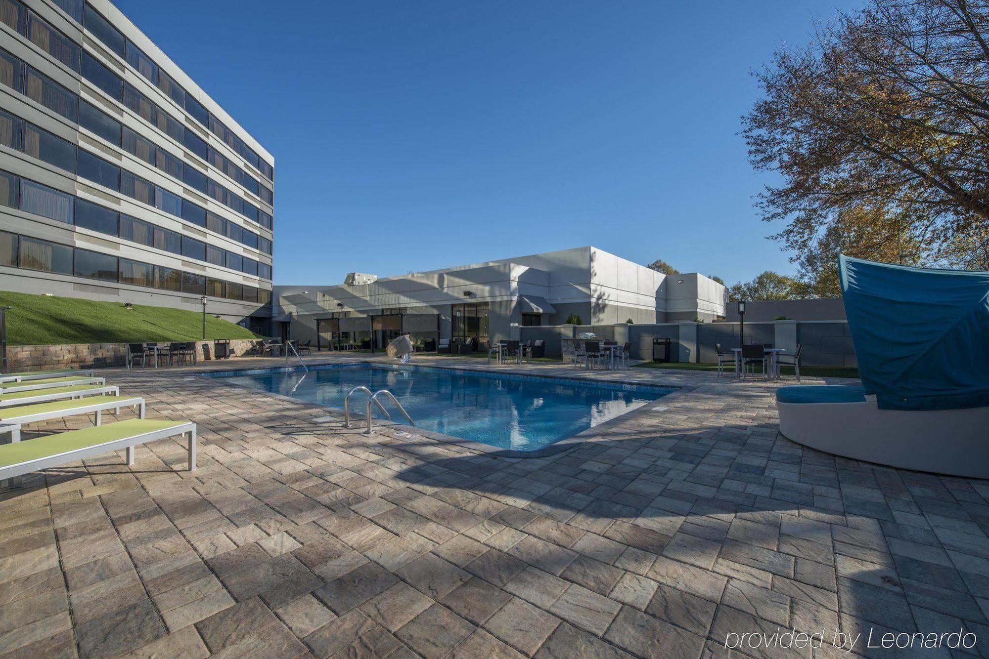 Doubletree By Hilton Winston Salem - University, Nc מראה חיצוני תמונה