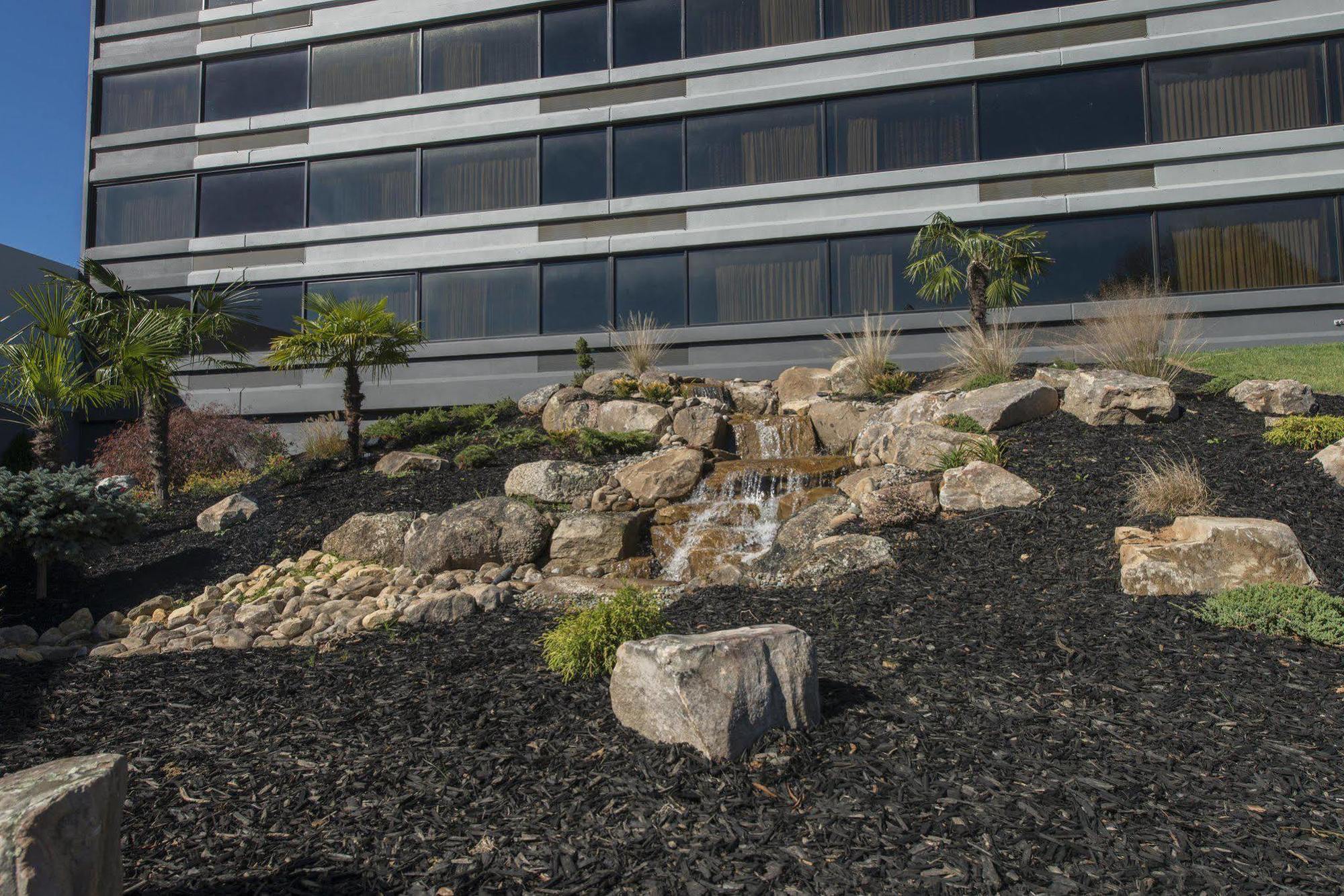 Doubletree By Hilton Winston Salem - University, Nc מראה חיצוני תמונה