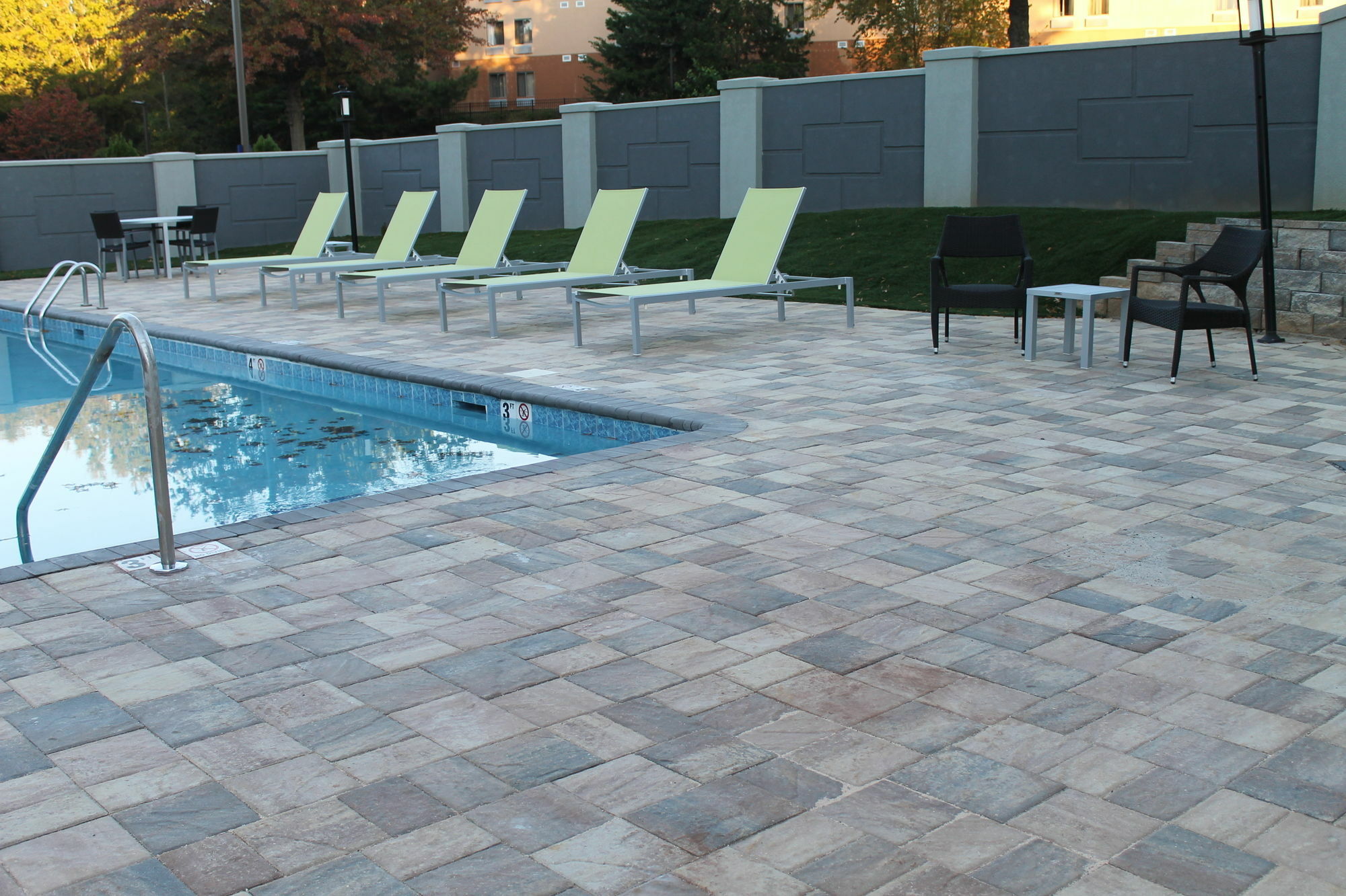 Doubletree By Hilton Winston Salem - University, Nc מראה חיצוני תמונה